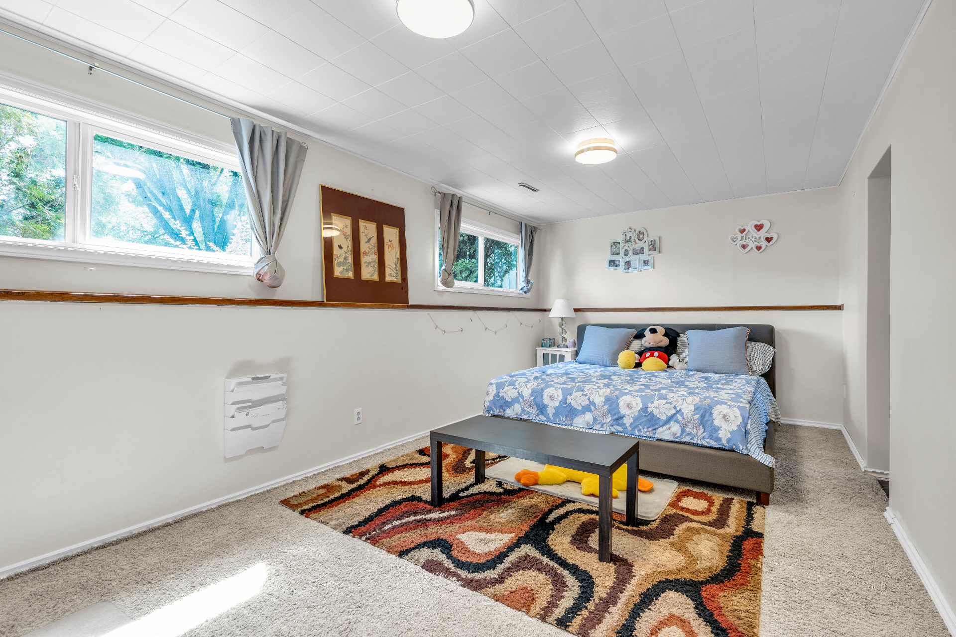 Taylor街地下室超大房间出租